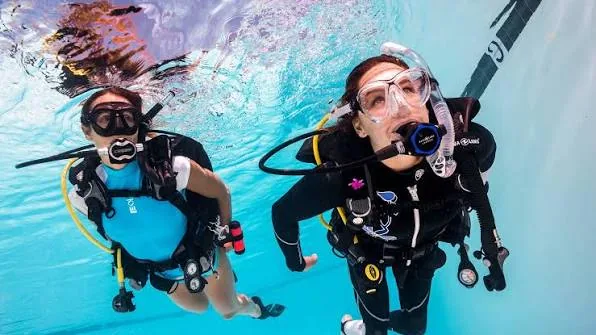 Курс PADI Adaptive Techniques в The Wave Diving Center — фото 3