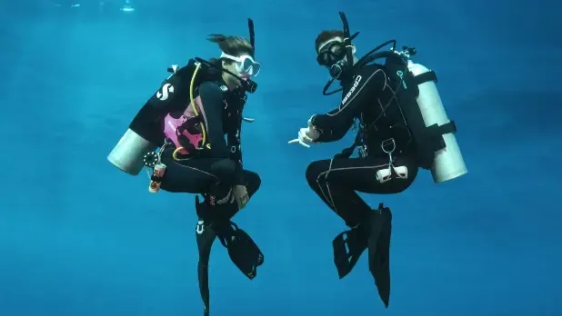 PADI Advanced Open Water Diver course at The Wave Diving Center — photo 15