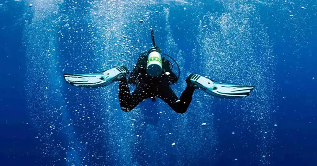 Deep Diver course at The Wave Diving Center — photo 8